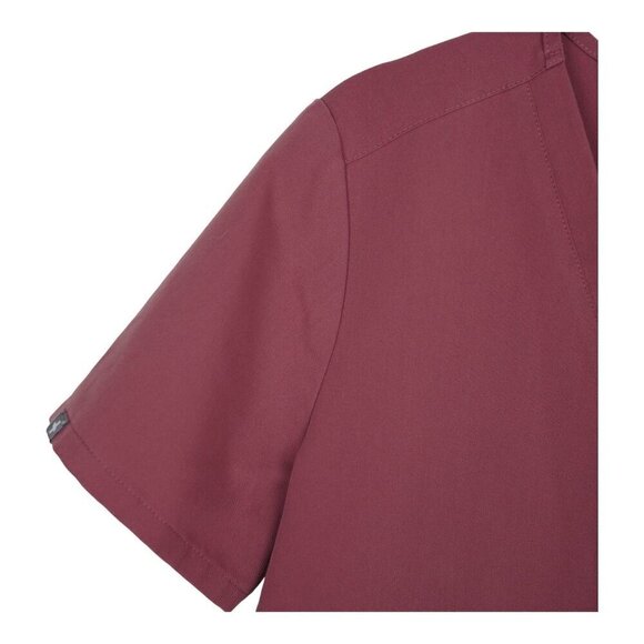 EUC FIGS Technical Collection Casma Maroon Three Pocket Scrub Top Size S - Picture 3 of 8